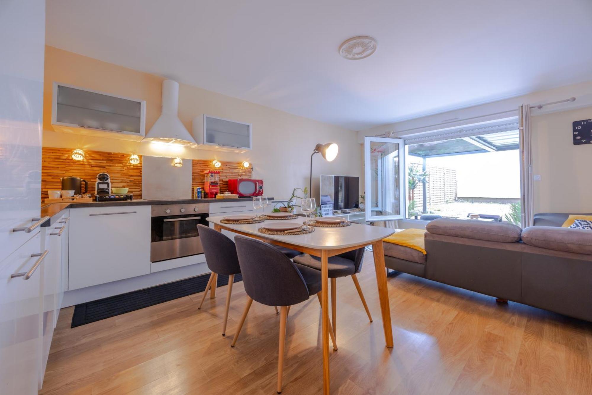 Appartamento Le Coin Du Bonheur Nantes Esterno foto